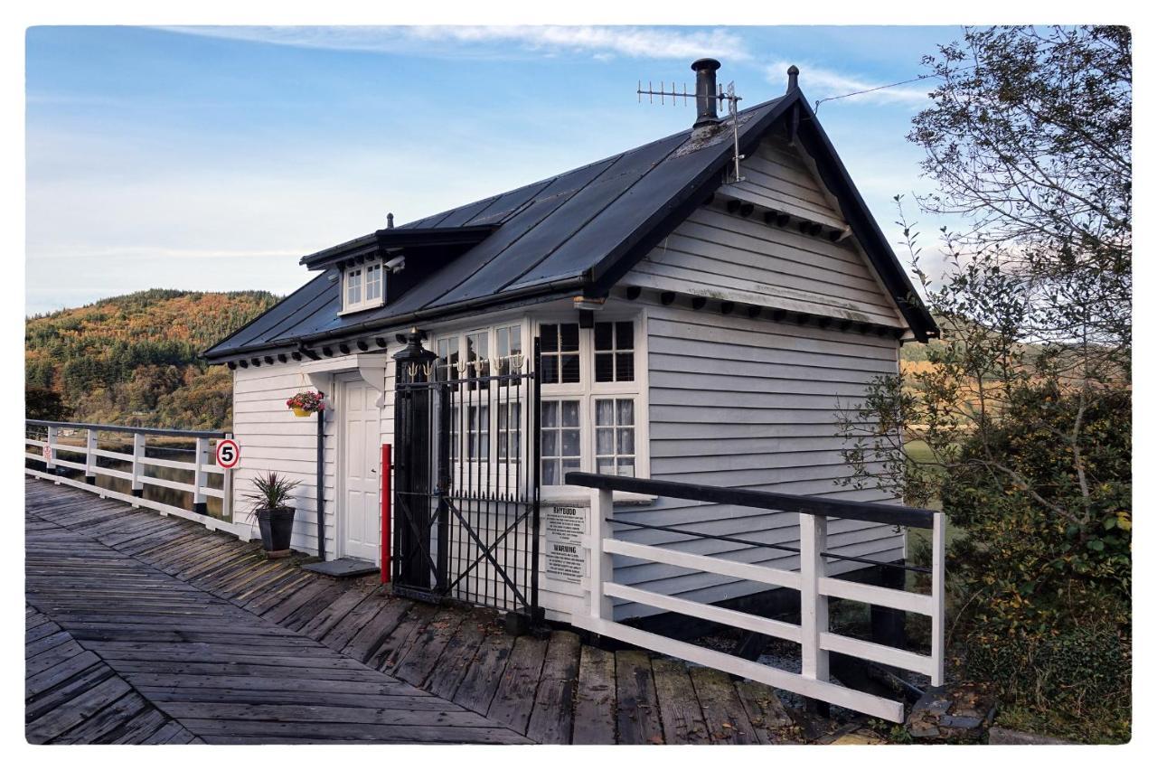 Vila Toll Bridge House Penmaenpool Exteriér fotografie